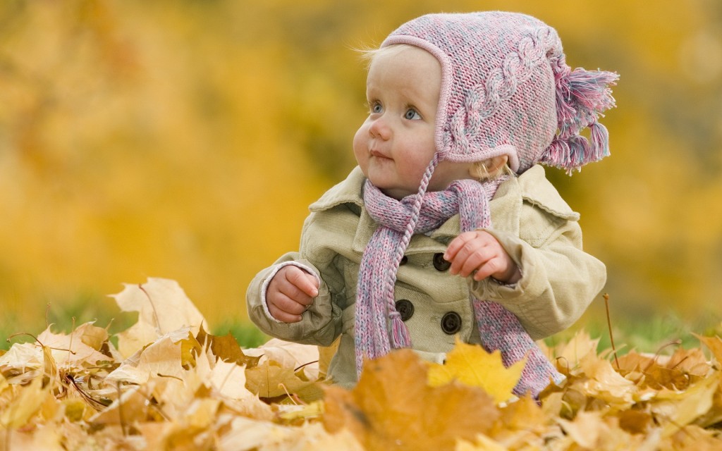 Cute-baby-fall_1920x1200